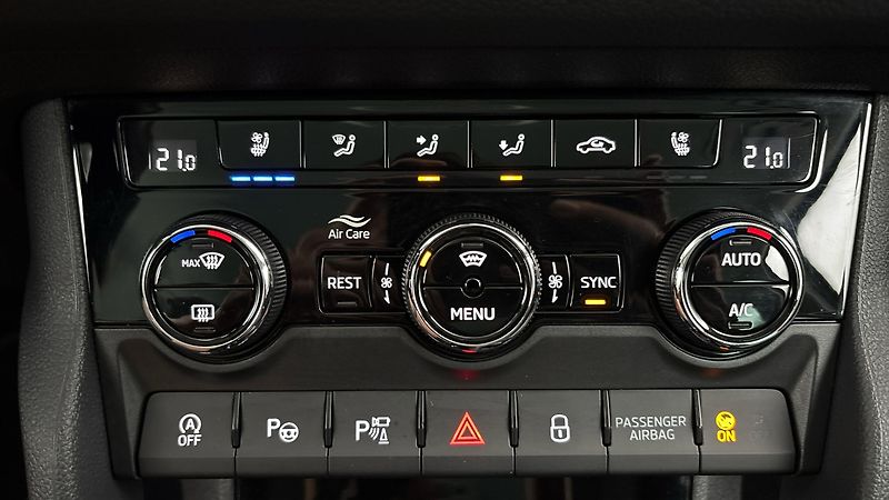 Škoda Kodiaq 2.0 TDI DSG 4x4 L&K - fotka 13 z 32