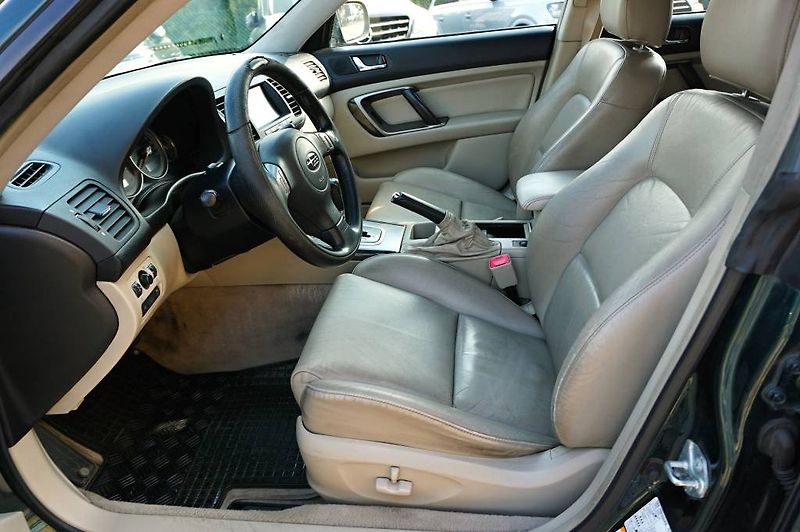 Subaru Outback (2004) 3,0R  H6 180 kW - fotka 27 z 52