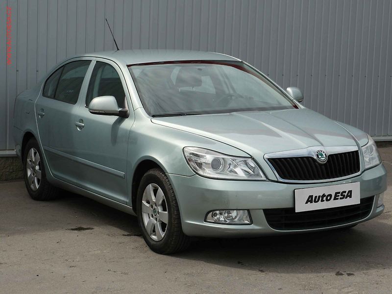 Škoda Octavia (2011) 1.6TDi, 2.maj,ČR, Ambiente - fotografie inzerátu