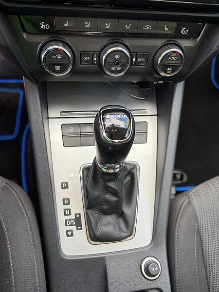 Škoda Octavia (2015) Škoda Octavia, 2.0TDI DSG - fotka 7 z 13