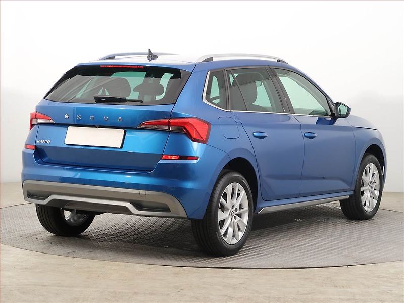 Škoda Kamiq (2023) Style 1.0 TSI - fotka 5 z 16