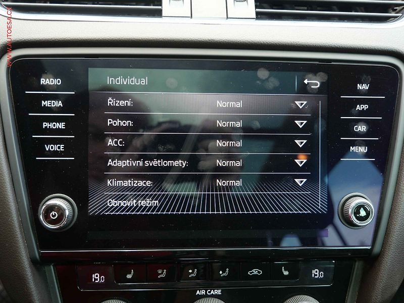 Škoda Octavia (2017) 1.8TSi 4x4, 2.maj,ČR, L&K - fotka 25 z 28