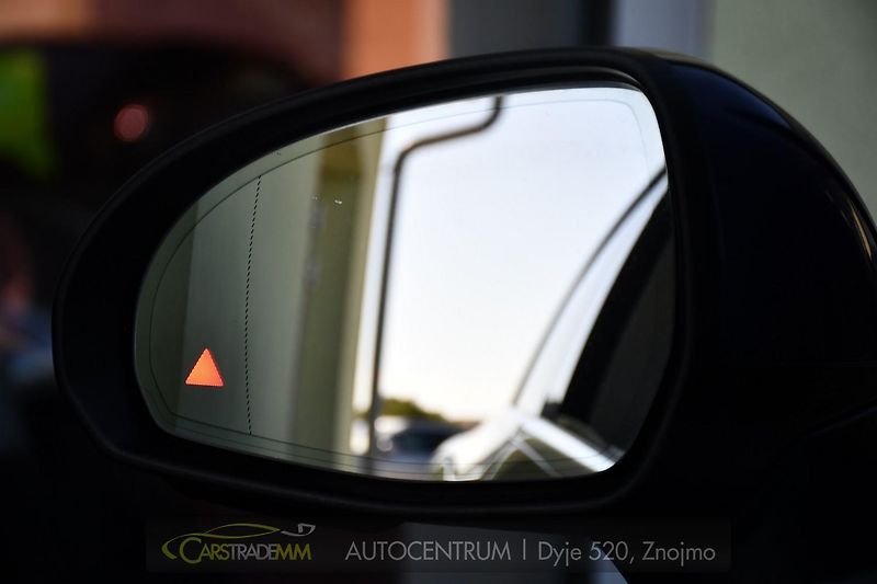 Mercedes-Benz EQE 500 AMG 4MATIC  - fotka 53 z 53