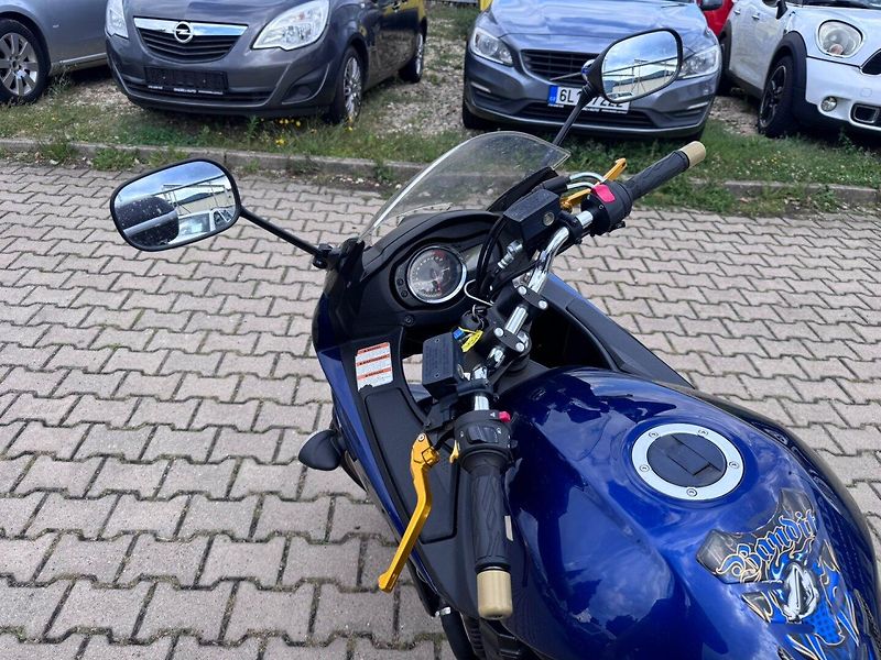 Suzuki GSF 650 S Bandit (2010) 650 CCM 62 KW 3. MAJITEL - fotka 11 z 25