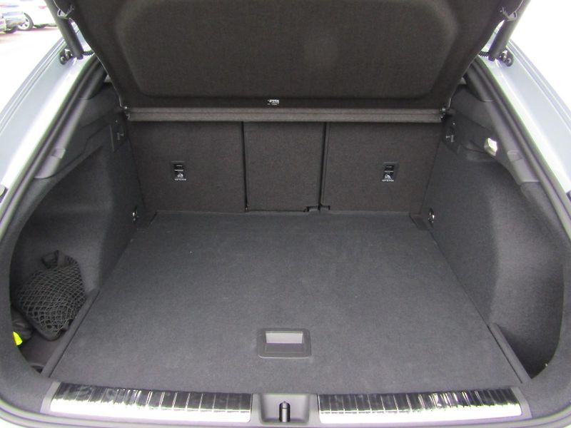 Audi Q3 2,0 TDI 110 kW - fotka 15 z 30