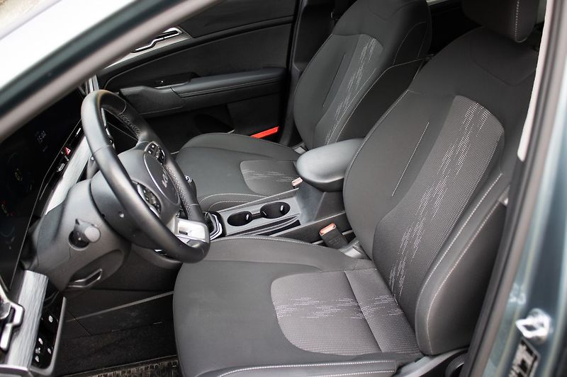 Kia Sportage 100% stav, servis - fotka 11 z 35