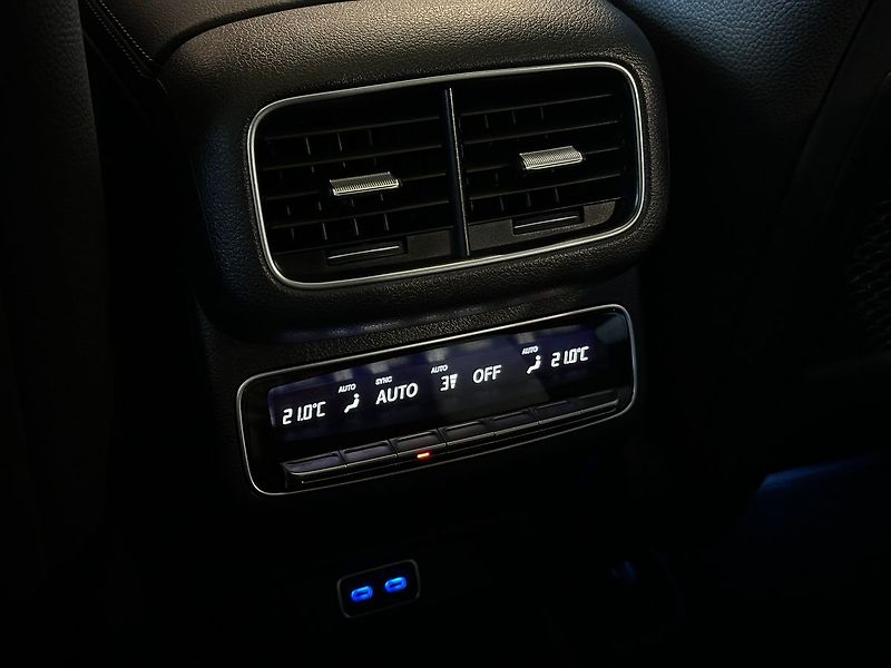 Mercedes-Benz Ostatní 450d Kupé 4MATIC, AMG Premium - fotka 39 z 41