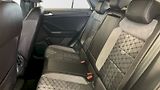 Volkswagen T-Roc (2024) R-Line 1.0 TSI 81kW - náhled 14