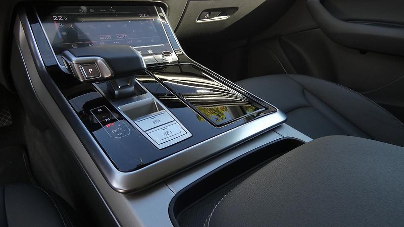 Audi Q7 45 TDI quattro tiptronic - fotka 6 z 25