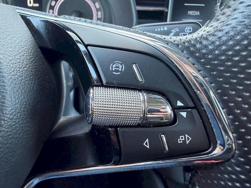 Škoda Kamiq (2022) 1.5 TSI 110kW Style - fotka 13 z 35