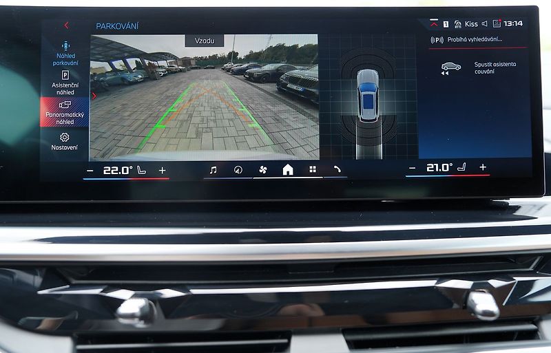 BMW X5 M60i xDrive/AT9/21/530 PS - fotka 44 z 45