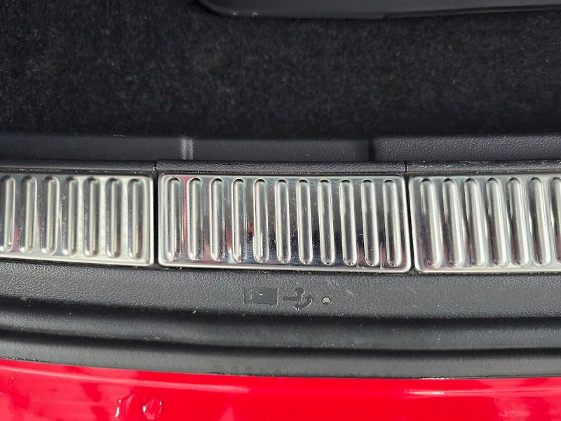 Škoda Superb (2023) 2.0TSi 140kW DSG SPORTLINE TAŽ - fotka 30 z 32