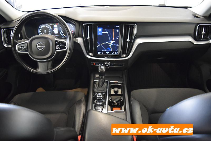 Volvo V60 2.0 D PRAV.SERVIS AUTOMAT 2020 - fotka 32 z 61