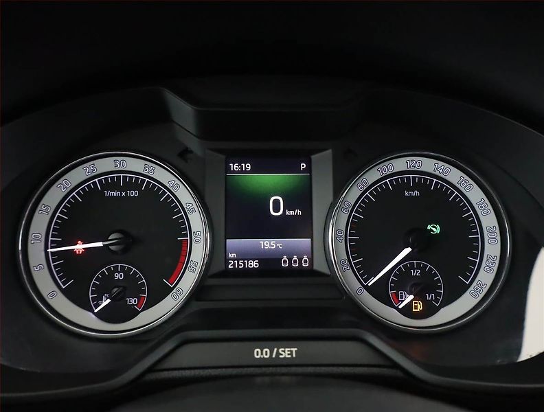 Škoda Octavia (2017) Style 1.6 TDI, Automat - fotka 9 z 21