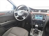 Škoda Superb (2012) 2.0 TDI, Tempomat - náhled 7