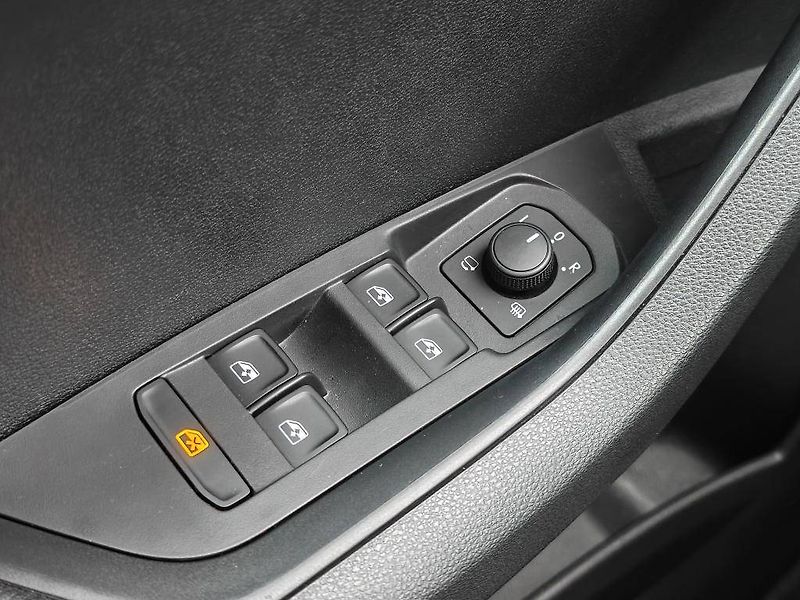 Škoda Karoq Style 7DSG 1,5TSI - fotka 22 z 26