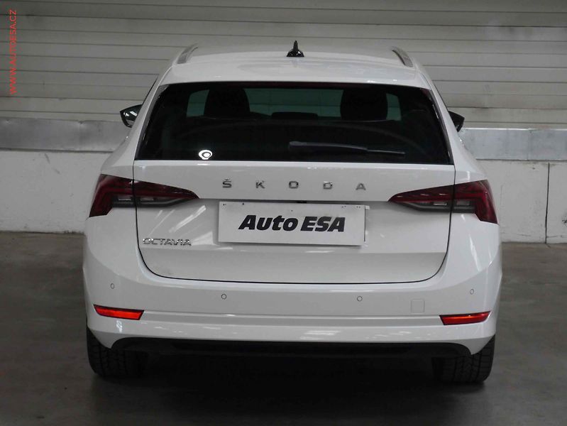 Škoda Octavia (2020) 2.0TDi, ČR, Style, DSG, LED - fotka 5 z 23