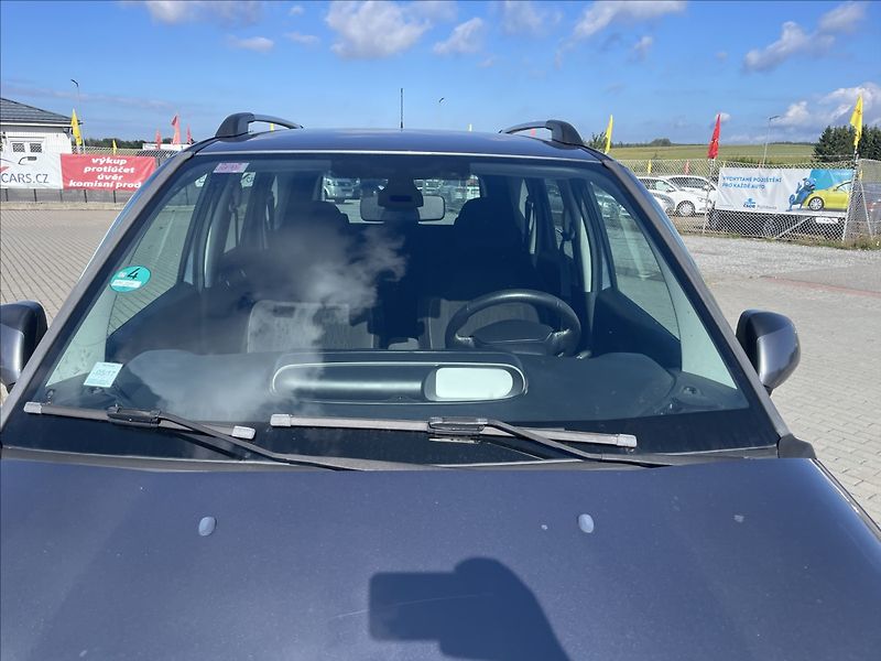 Citroën C3 Picasso 1,6 HDi 68kw Klima Euro5 po ST - fotka 25 z 25