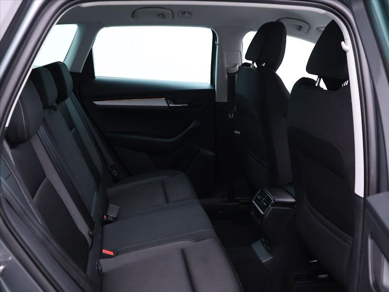 Škoda Karoq 2.0 TDI 110kW DSG 4x4 Ambition - fotka 13 z 32