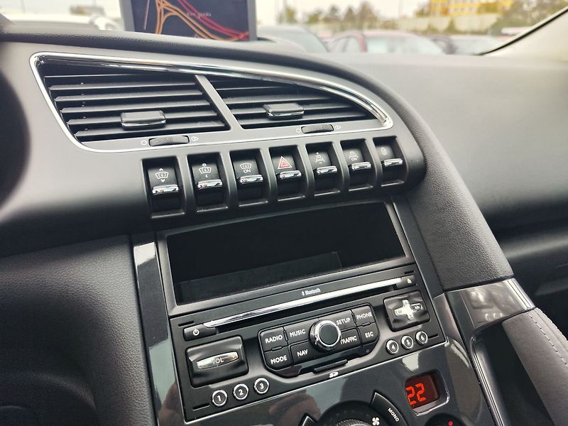 Peugeot 3008 2.0 HDI/110kW Premium - fotka 22 z 32