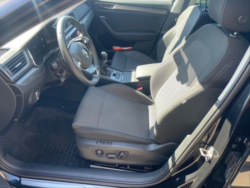 Škoda Superb 1,5 TSI Style - fotka 7 z 11