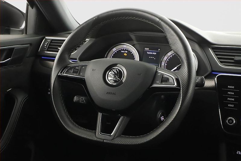 Škoda Superb (2019) 2.0 TDI - fotka 8 z 17