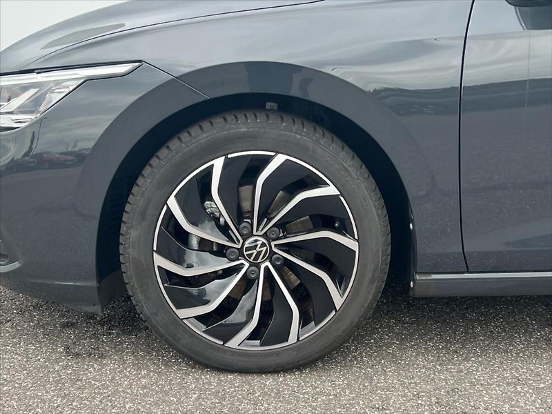 Volkswagen Golf 1,0 TSi 81kW LIFE  8 - fotka 12 z 27