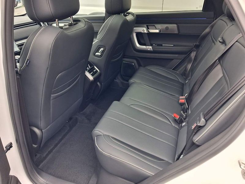 Jaecoo 7 (2026) Exclusive 1.6 tGDI ICE AWD - fotka 10 z 28