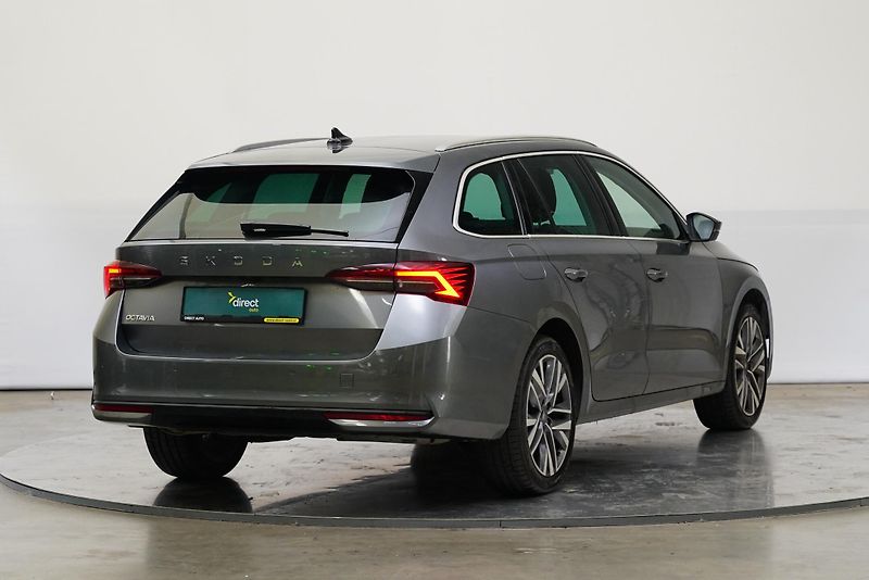 Škoda Octavia - fotka 2 z 30
