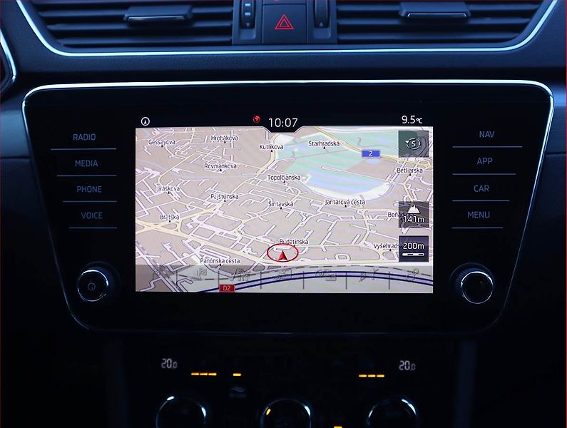 Škoda Superb (2019) 2.0 TDI, Automat, Serv.kniha - fotka 13 z 25
