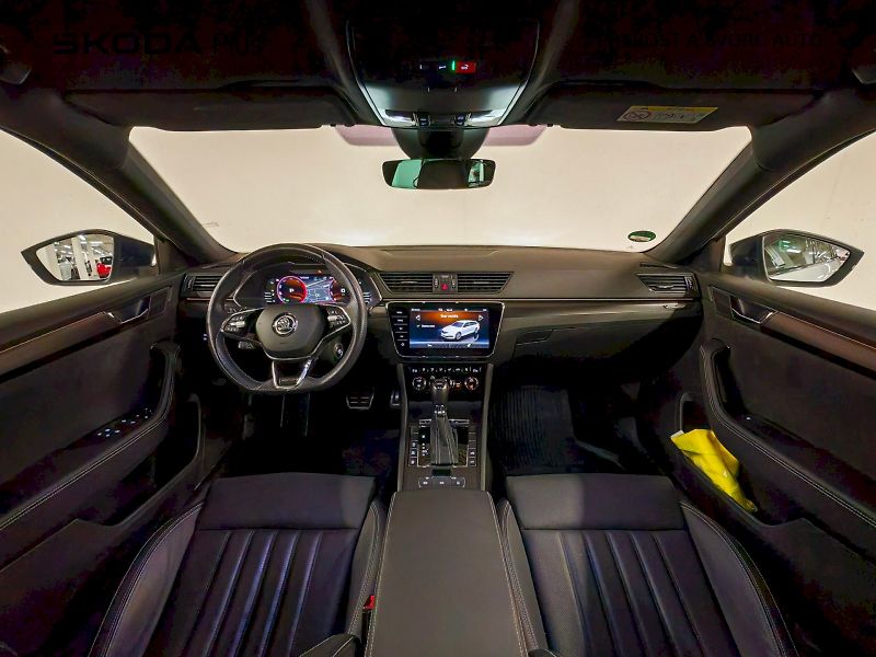 Škoda Superb (2023) Combi 2.0 TDI 147 kW DSG 4x4 S - fotka 5 z 31