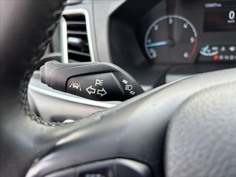 Ford Tourneo Custom 2,0 EcoBlue 125Wk Titanium L1 - fotka 27 z 37