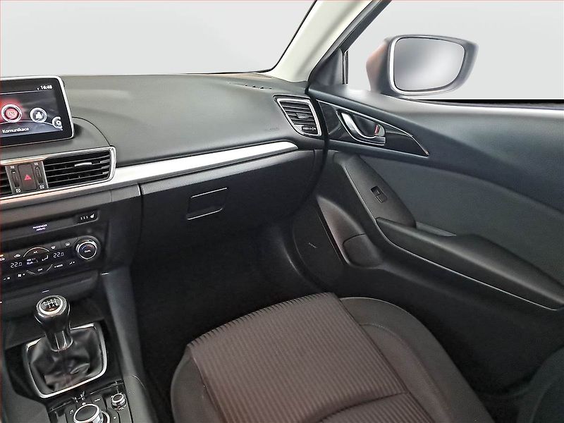 Mazda 3 (2016) 2.0 Skyactiv-G, Navi - fotka 8 z 21
