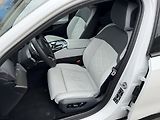 BMW Řada 5 540D xDRIVE M SPORT Individual - náhled 14