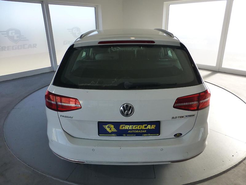 Volkswagen Passat (2017) 2,0TDI-140KW-KŮŽE*VYHŘ.SEDADLA - fotka 6 z 24