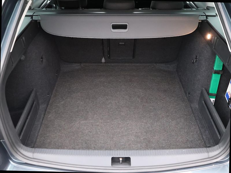 Škoda Octavia 1,6 TDi 85 kW Style Tažné Klim - fotka 10 z 30