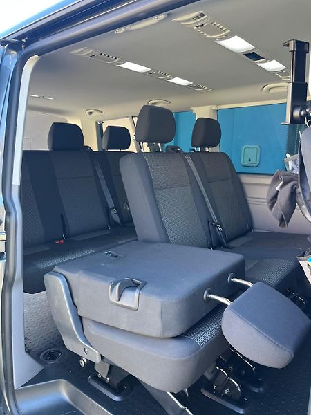 Volkswagen Caravelle (2023) 2,0 TDi DSG LONG 8-míst tažné  - fotka 17 z 23