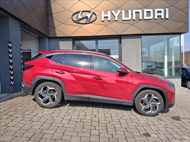 Hyundai Tucson 1,6 T-GDI HEV AT Style - fotka 21 z 21