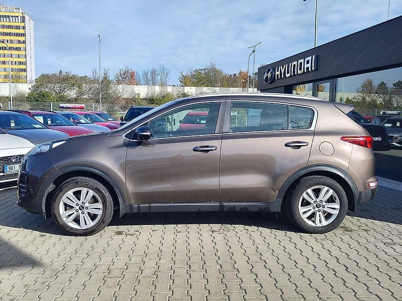 Kia Sportage 1.6 GDI/97kW Exclusive - fotka 8 z 33