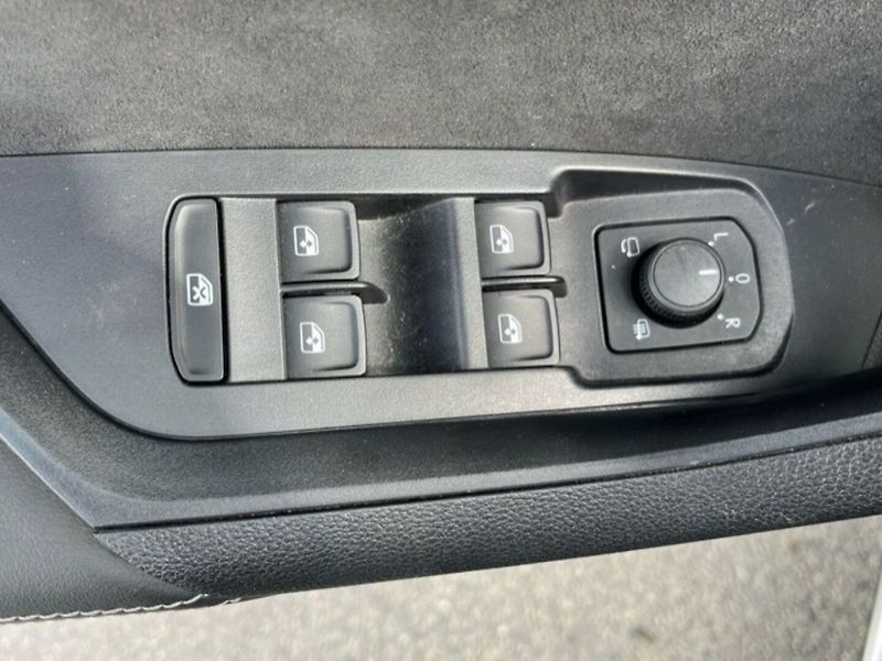 Škoda Kodiaq 2.0D,147KW,4X4,1MAJ,CZ,DPH,SER - fotka 23 z 26