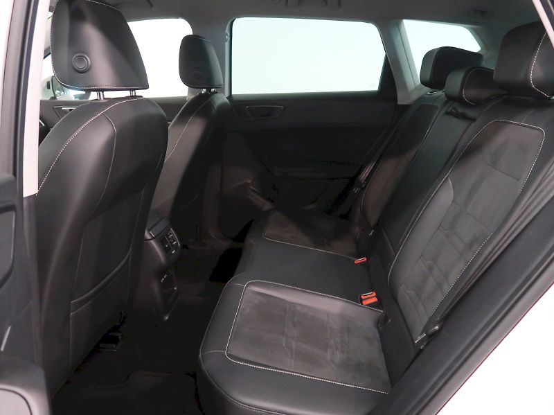 Seat Ateca (2022) 2.0TDI 110KW TAŽNÉ NAVI - fotka 15 z 40