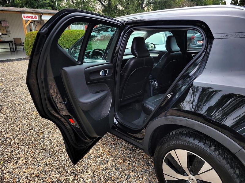 Volvo XC40 T5 Recharge,Inscription,Led - fotka 13 z 48
