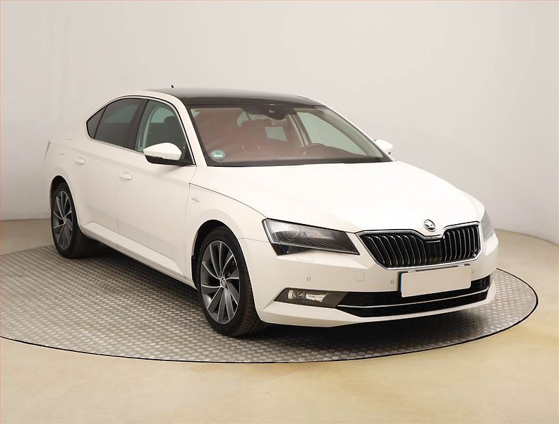 Škoda Superb (2018) 2.0 TDI, 4X4, Automat, Kůže - fotografie inzerátu