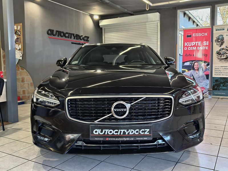 Volvo V90 2.0 D4 140kW A/T R-DESIGN, DPH - fotka 2 z 25