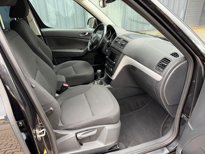 Škoda Yeti 1,2 TSi Ambition /servis.kn./ - fotka 19 z 31