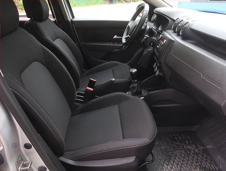 Dacia Duster (2018) 1.6 SCe, Serv.kniha, Tempomat - fotka 9 z 17