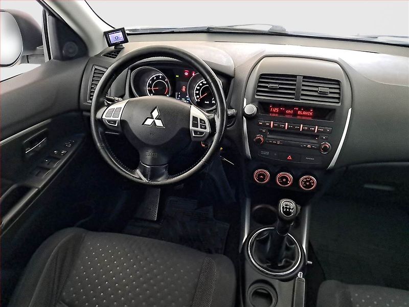 Mitsubishi ASX (2010) 1.6 MIVEC, Tempomat - fotka 7 z 15