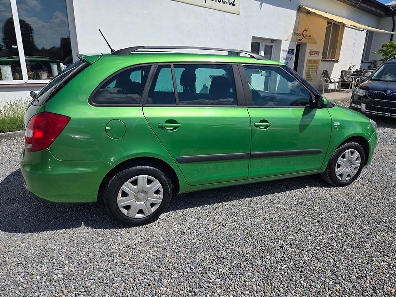 Škoda Fabia (2012) 1.2 TSI Serviska - fotka 3 z 34