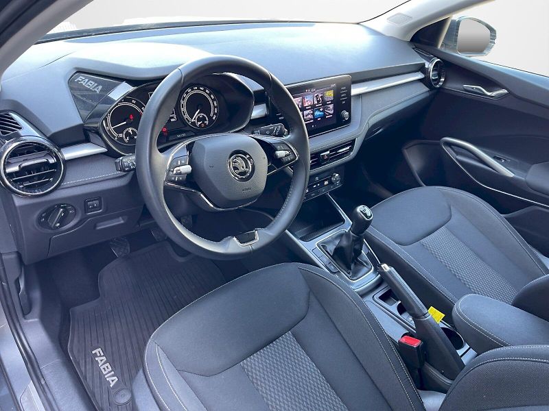 Škoda Fabia (2024) 1.0 TSI 70kW Style Plus - fotka 5 z 31