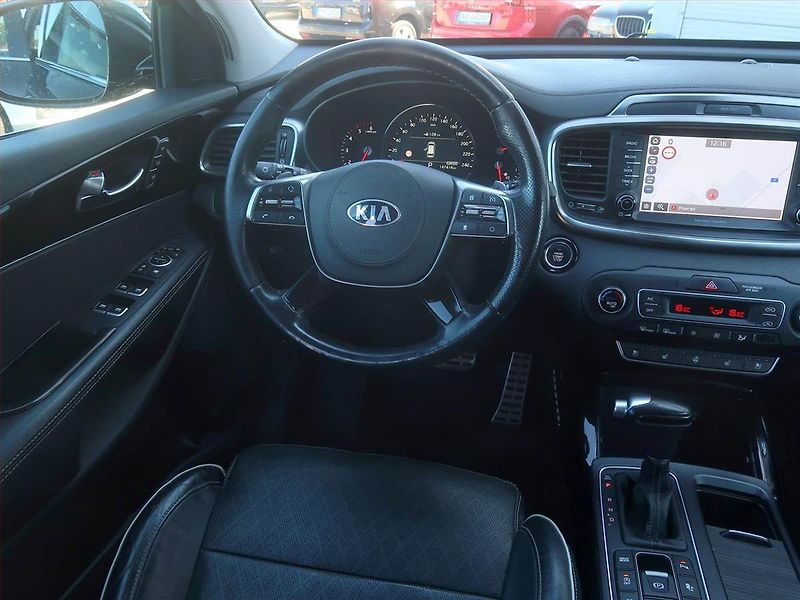 Kia Sorento (2018) GT Line 2.2 CRDi - fotka 7 z 20